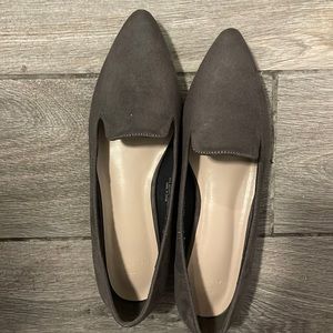 Halston Grey pointy flats
